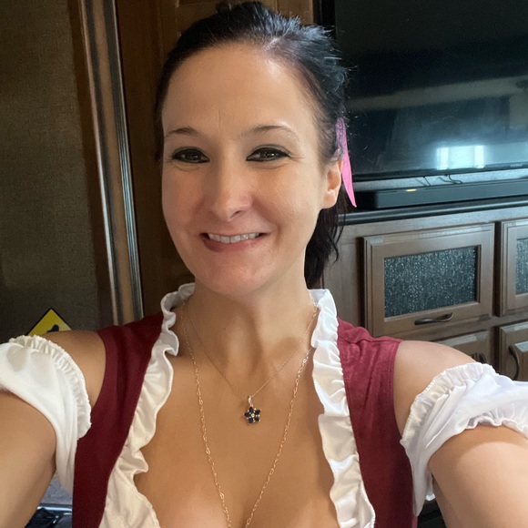 Meet your Posher, Tammy - Picture 4 of 10